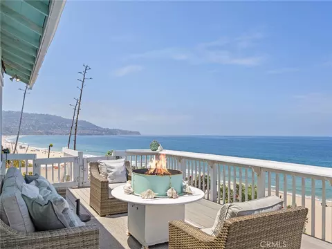 Exterior - 809 Esplanade, Redondo Beach, CA 90277 photo 7 of 14