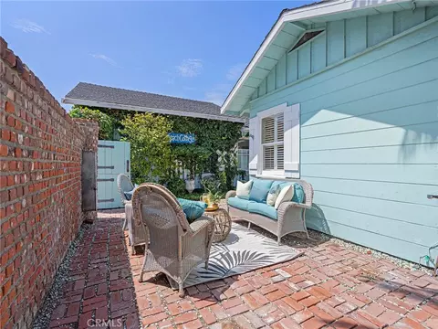 Exterior - 809 Esplanade, Redondo Beach, CA 90277 photo 4 of 14