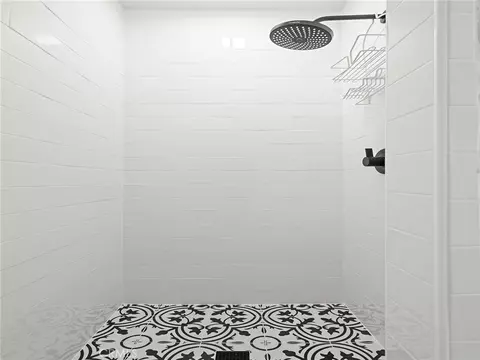 Bath - 809 Esplanade, Redondo Beach, CA 90277 photo 2 of 3