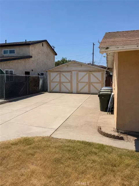 12800 Lambert Rd, Whittier, CA 90602 photo 2