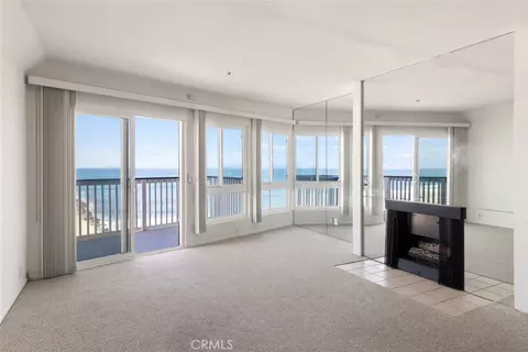 625 Esplanade #13, Redondo Beach, CA 90277