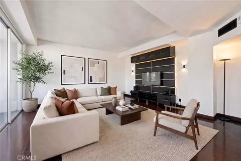 7250 Franklin Ave #804, Los Angeles, CA 90046