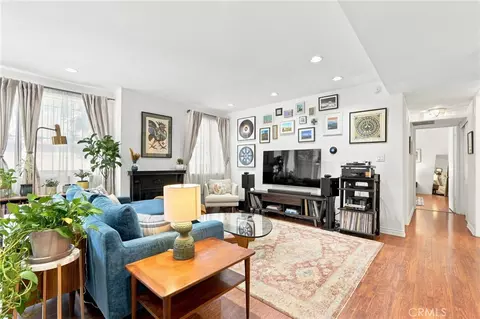3315 Griffith Park Blvd #109, Los Angeles, CA 90027