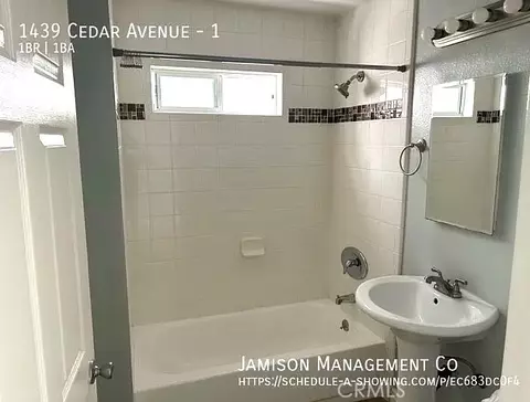 Bath - 1439 Cedar, Long Beach, CA 90813 photo 1 of 2