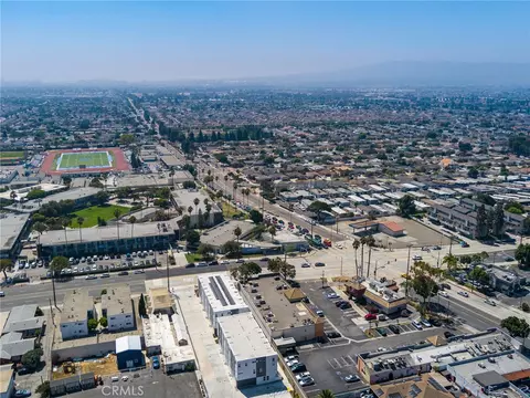 View/Area - 123 E 223rd #3, Carson, CA 90745 photo 5 of 8