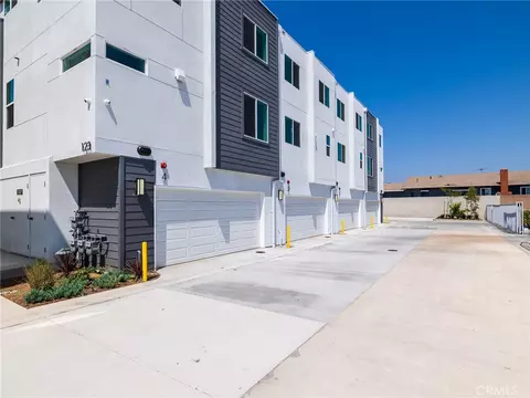 Exterior - 123 E 223rd #3, Carson, CA 90745 photo 8 of 10