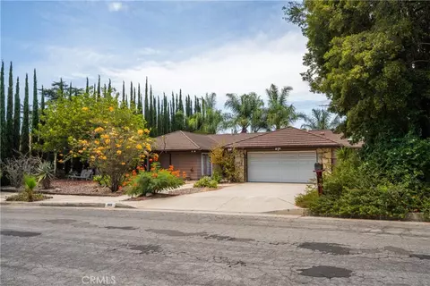 Exterior - 993 Verona, Fullerton, CA 92835 photo 13 of 14