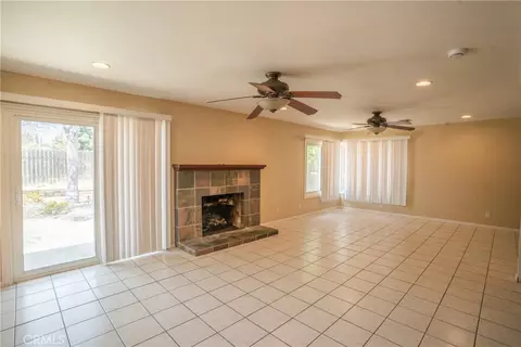 Living - 993 Verona, Fullerton, CA 92835 photo 7 of 8