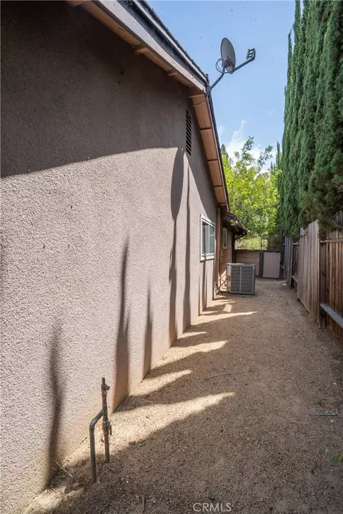 Exterior - 993 Verona, Fullerton, CA 92835 photo 5 of 14