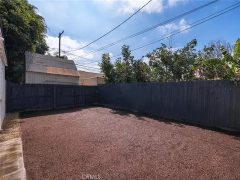 Exterior - 5910 Walnut Ave, Long Beach, CA 90805 photo 3 of 7