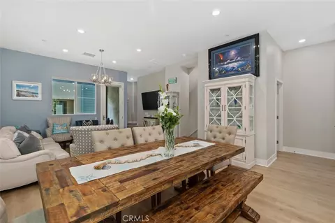 1642 W Saratoga Ln, San Pedro, CA 90732