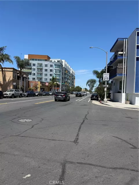 801 E 1st St #10, Long Beach, CA 90802 photo 8