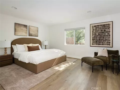 Bedroom - 460 Mount Carmel Dr, Glendale, CA 91206 photo 1 of 3