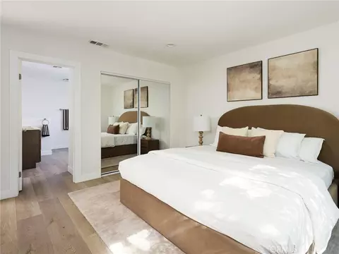 Bedroom - 460 Mount Carmel Dr, Glendale, CA 91206 photo 2 of 3