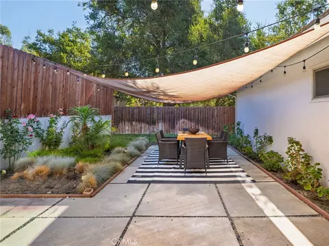 Exterior - 460 Mount Carmel Dr, Glendale, CA 91206 photo 4 of 5
