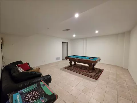 Living - 9 Temple, Long Beach, CA 90803 photo 3 of 3