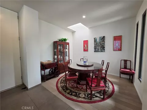 Dining - 9 Temple, Long Beach, CA 90803 photo 1 of 1
