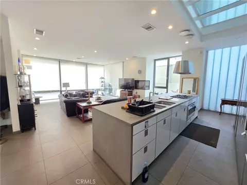 Kitchen - 9 Temple, Long Beach, CA 90803 photo 1 of 4