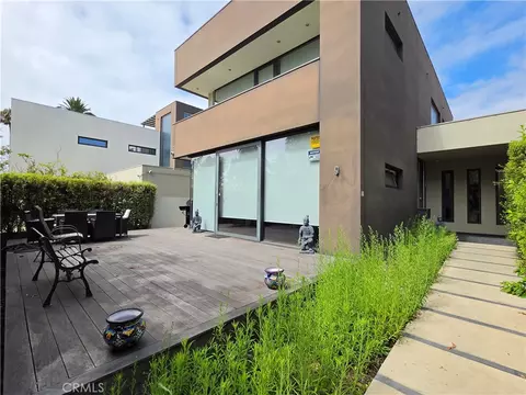 Exterior - 9 Temple, Long Beach, CA 90803 photo 14 of 14