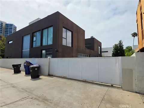 Exterior - 9 Temple, Long Beach, CA 90803 photo 12 of 14