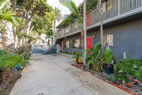 Exterior - 1056 E 6th St, Long Beach, CA 90802 photo 5 of 8