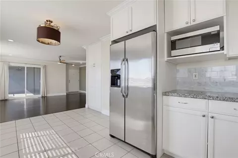 Kitchen - 1401 E 3rd St #16, Long Beach, CA 90802 photo 3 of 3