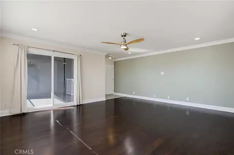Living - 1401 E 3rd St #16, Long Beach, CA 90802 photo 3 of 4