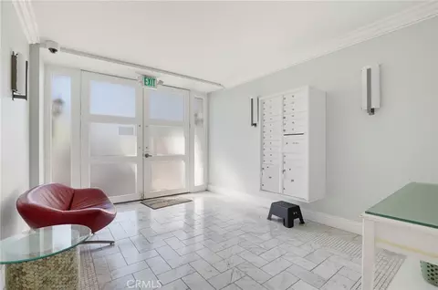 Entry Way - 1401 E 3rd St #16, Long Beach, CA 90802 photo 3 of 3