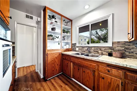 Kitchen - 311 Cherry, Long Beach, CA 90802 photo 3 of 5