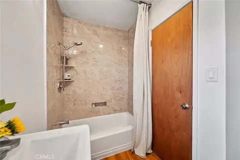 Bath - 311 Cherry, Long Beach, CA 90802 photo 2 of 2
