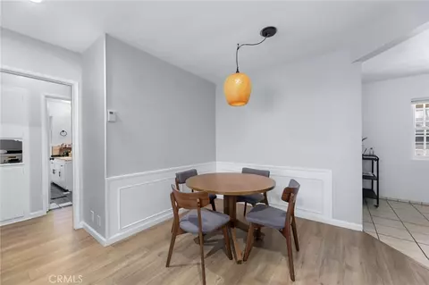 Dining - 240 Hampton Dr, Venice, CA 90291 photo 2 of 3