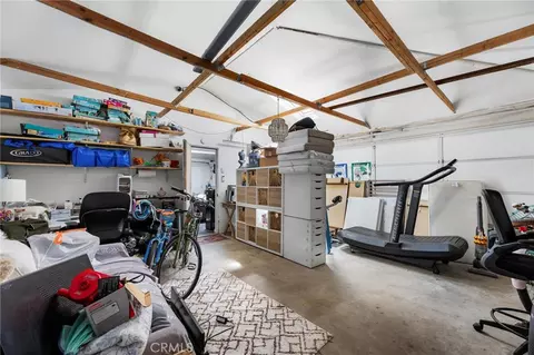 Other - 240 Hampton Dr, Venice, CA 90291 photo 20 of 21