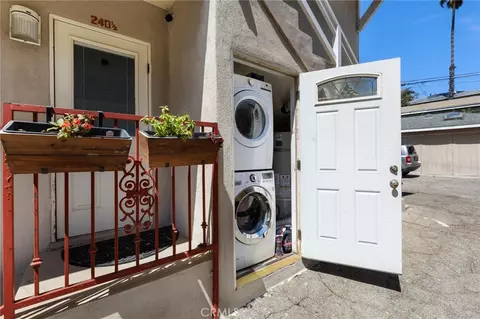 Other - 240 Hampton Dr, Venice, CA 90291 photo 17 of 21