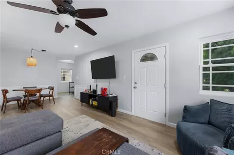Other - 240 Hampton Dr, Venice, CA 90291 photo 2 of 21