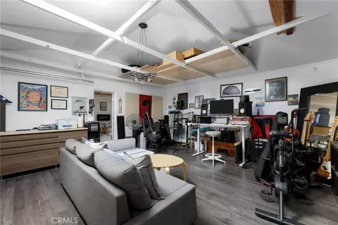 Other - 240 Hampton Dr, Venice, CA 90291 photo 18 of 21