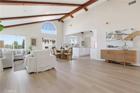 6200 W 77th St, Los Angeles, CA 90045