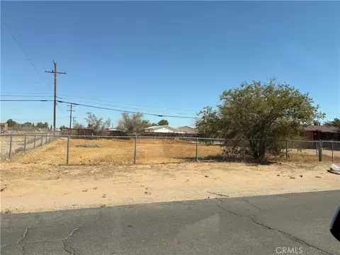 21608 Ottawa, Apple Valley, CA 92308 photo 2