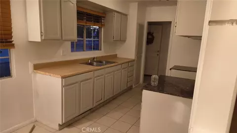21608 Ottawa, Apple Valley, CA 92308 photo 4