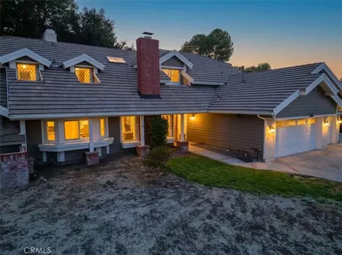 15604 Saddleback, Canyon Country, CA 91387