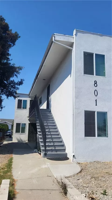 801 W F St, Wilmington, CA 90744