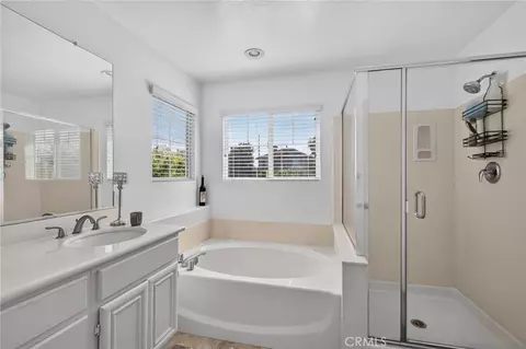 Bath - 17634 Mulberry, Carson, CA 90746 photo 3 of 5