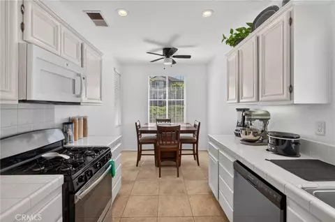 Kitchen - 17634 Mulberry, Carson, CA 90746 photo 4 of 4