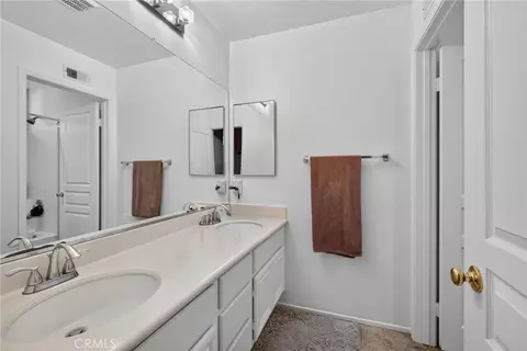 Bath - 17634 Mulberry, Carson, CA 90746 photo 5 of 5