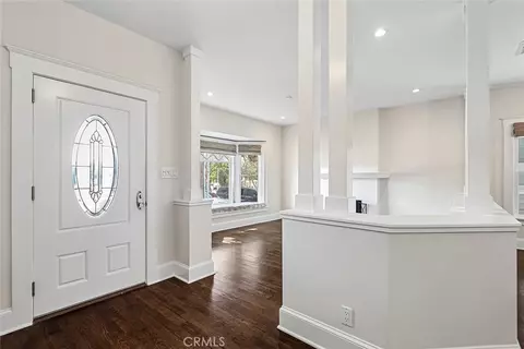Entry Way - 413 Emerald St, Redondo Beach, CA 90277 photo 1 of 1