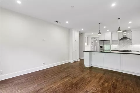 Living - 413 Emerald St, Redondo Beach, CA 90277 photo 9 of 14