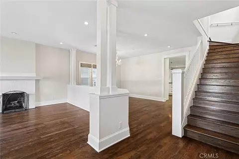 Living - 413 Emerald St, Redondo Beach, CA 90277 photo 11 of 14