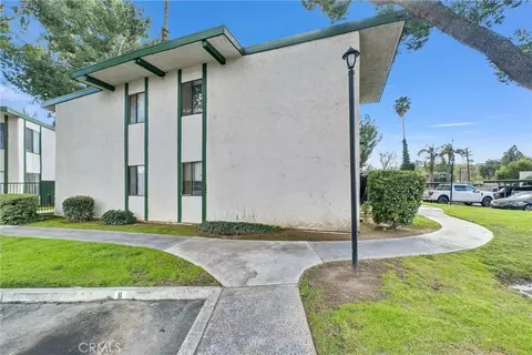 Exterior - 1735 E Washington #B28, Colton, CA 92324 photo 3 of 10