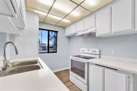 Kitchen - 1735 E Washington #B28, Colton, CA 92324 photo 2 of 3