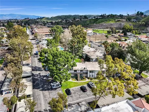 View/Area - 1735 E Washington #B28, Colton, CA 92324 photo 1 of 6