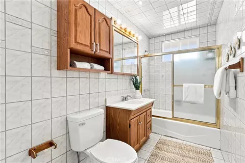 Bath - 20802 Margaret, Carson, CA 90745 photo 2 of 2